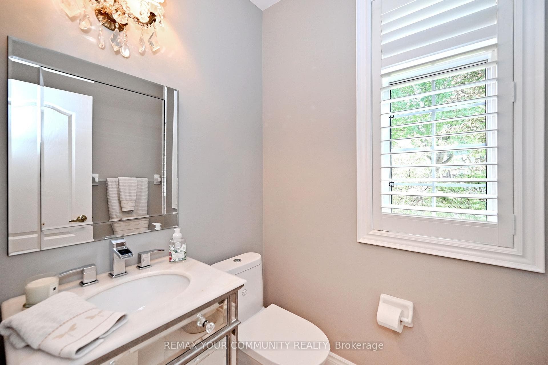 2 Winterberry Drive photo 13