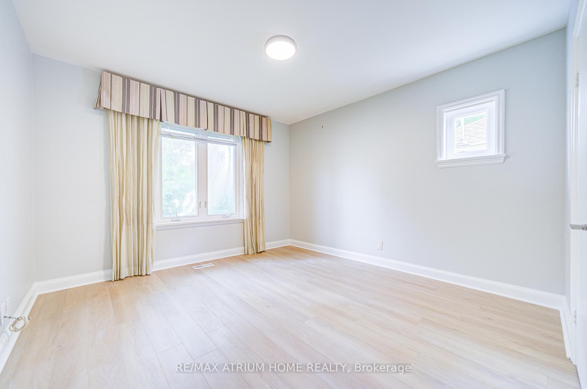 45 Woodward Avenue photo 10