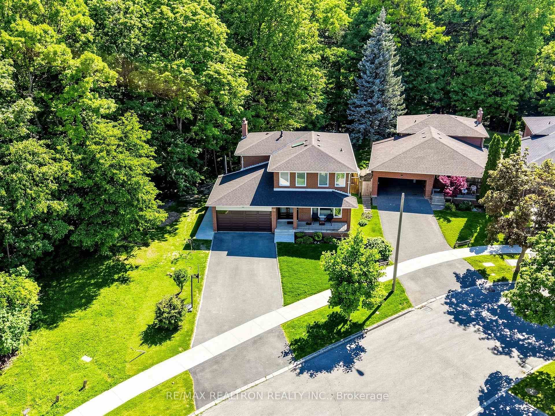 132 Stilecroft Drive photo 46