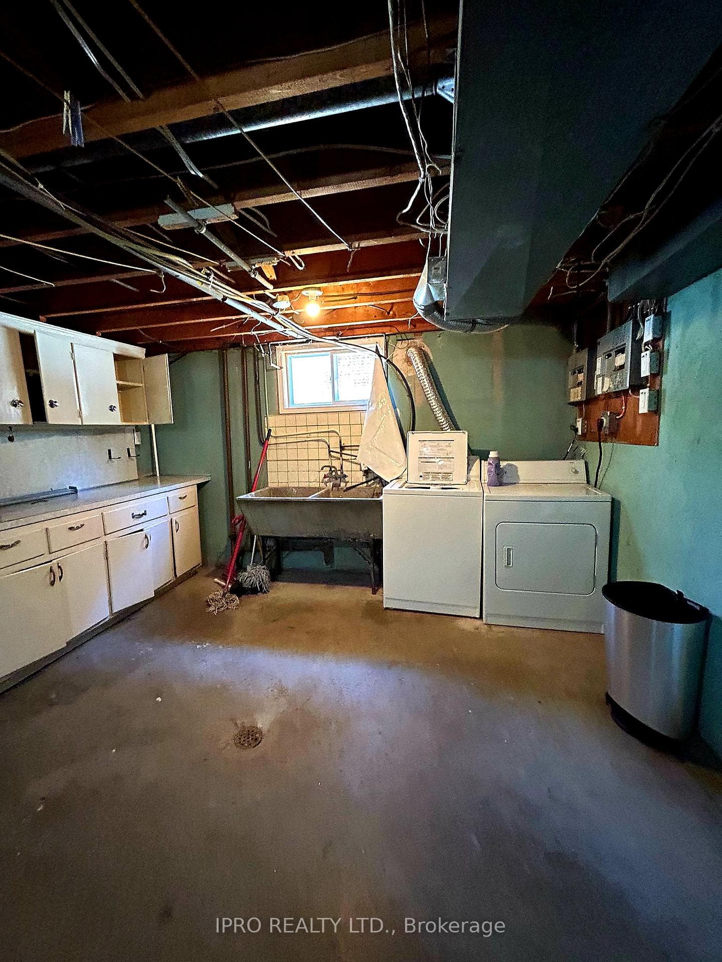102 Ellis Avenue Unit MAIN photo 32