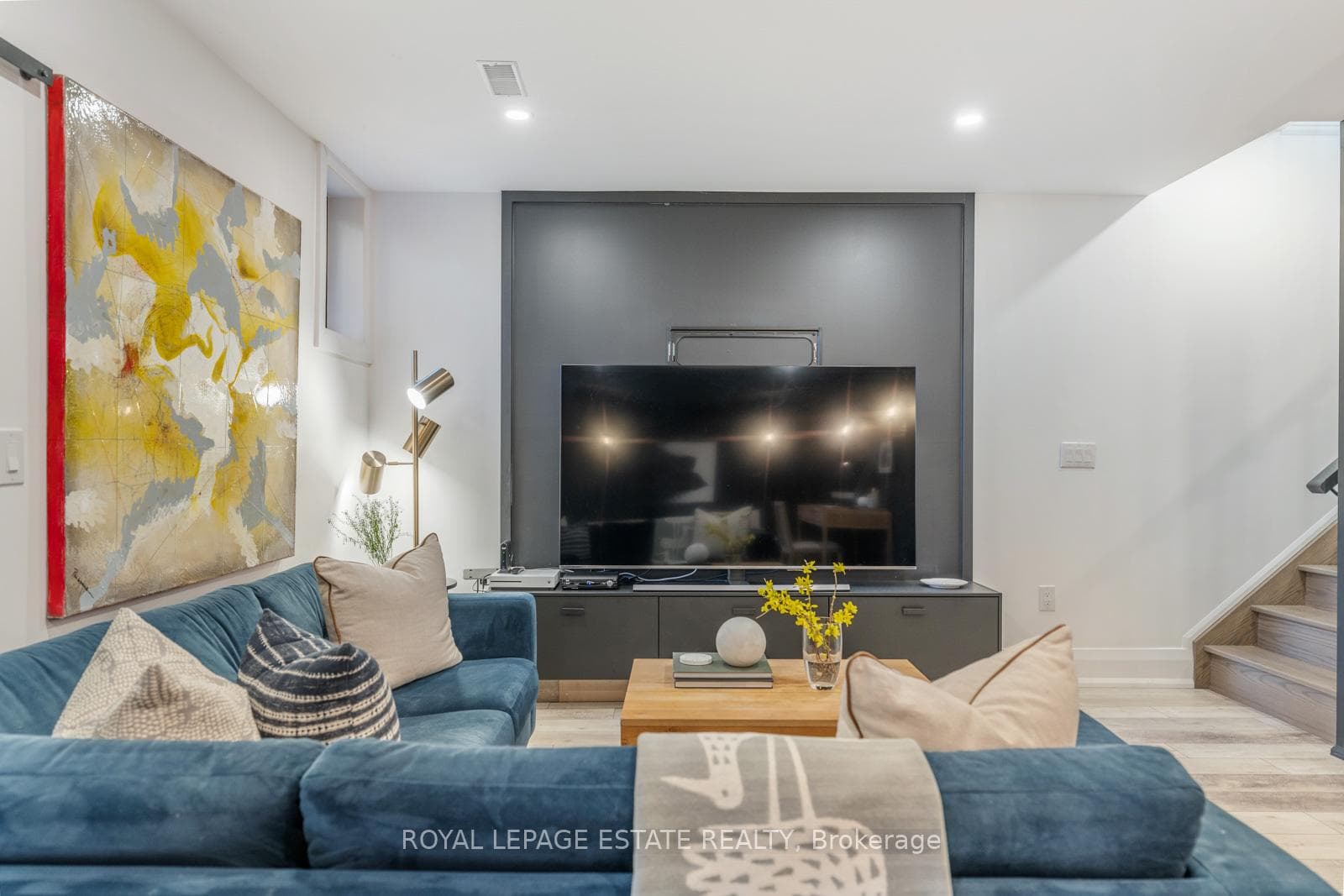 78 Rhodes Avenue photo 36