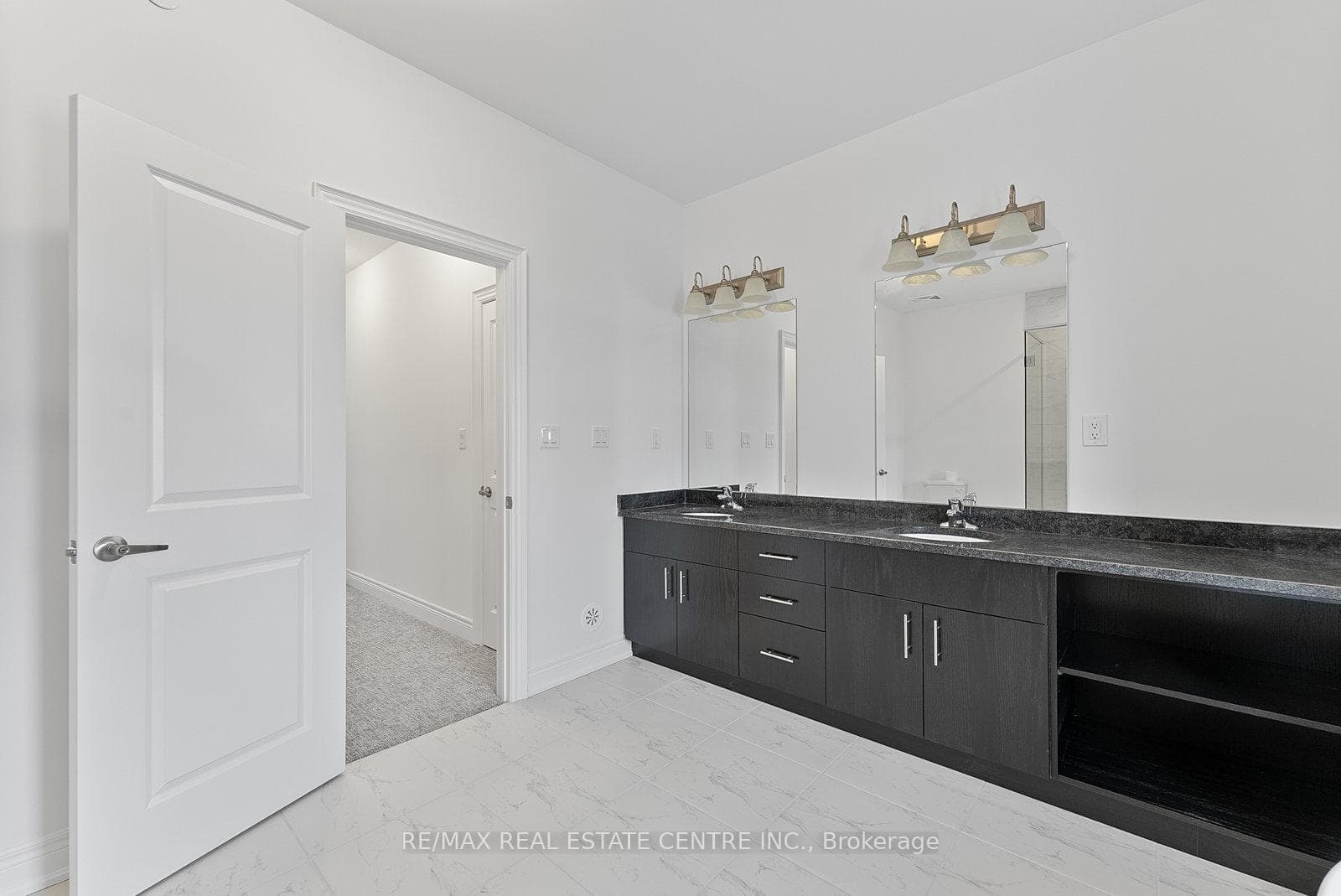 2140 Trafalgar Rd Road Unit 47 photo 21