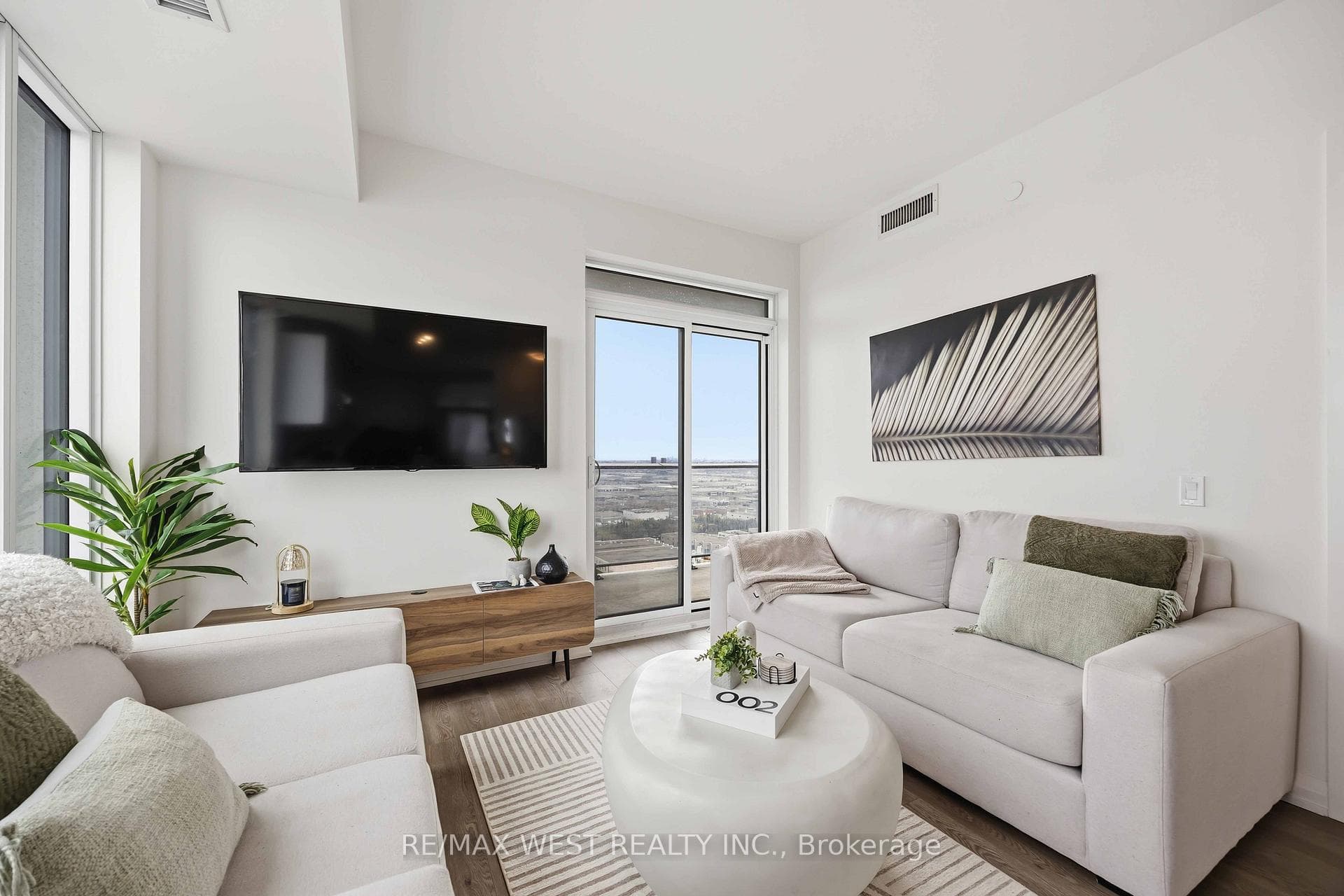 8960 Jane Street Unit 2621 photo 7