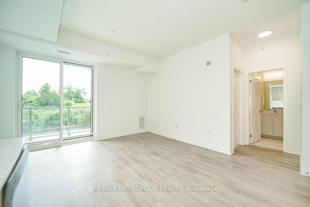 385 Arctic Red Drive Unit 225 photo 16