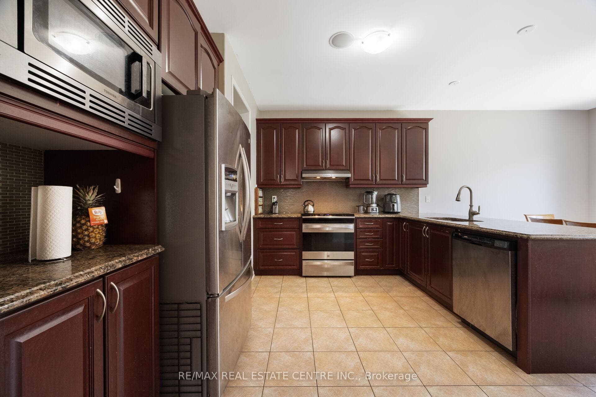 58 Seafair Crescent photo 16