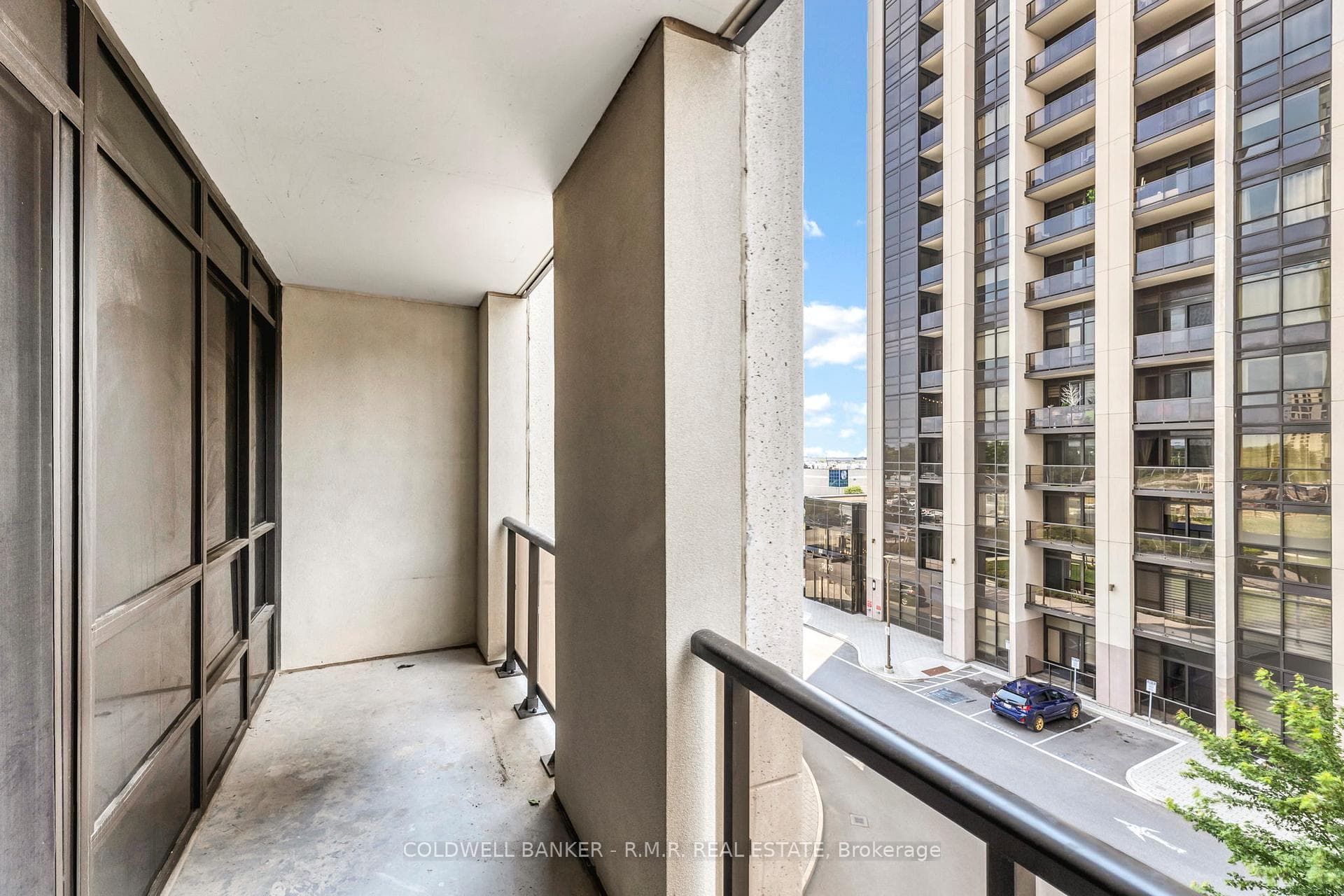 9085 Jane Street Unit 404 photo 20