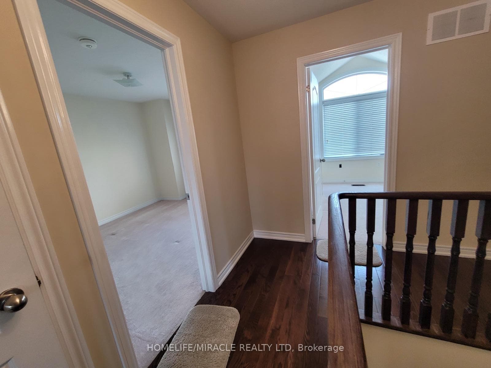 7 Campwood Crescent photo 25