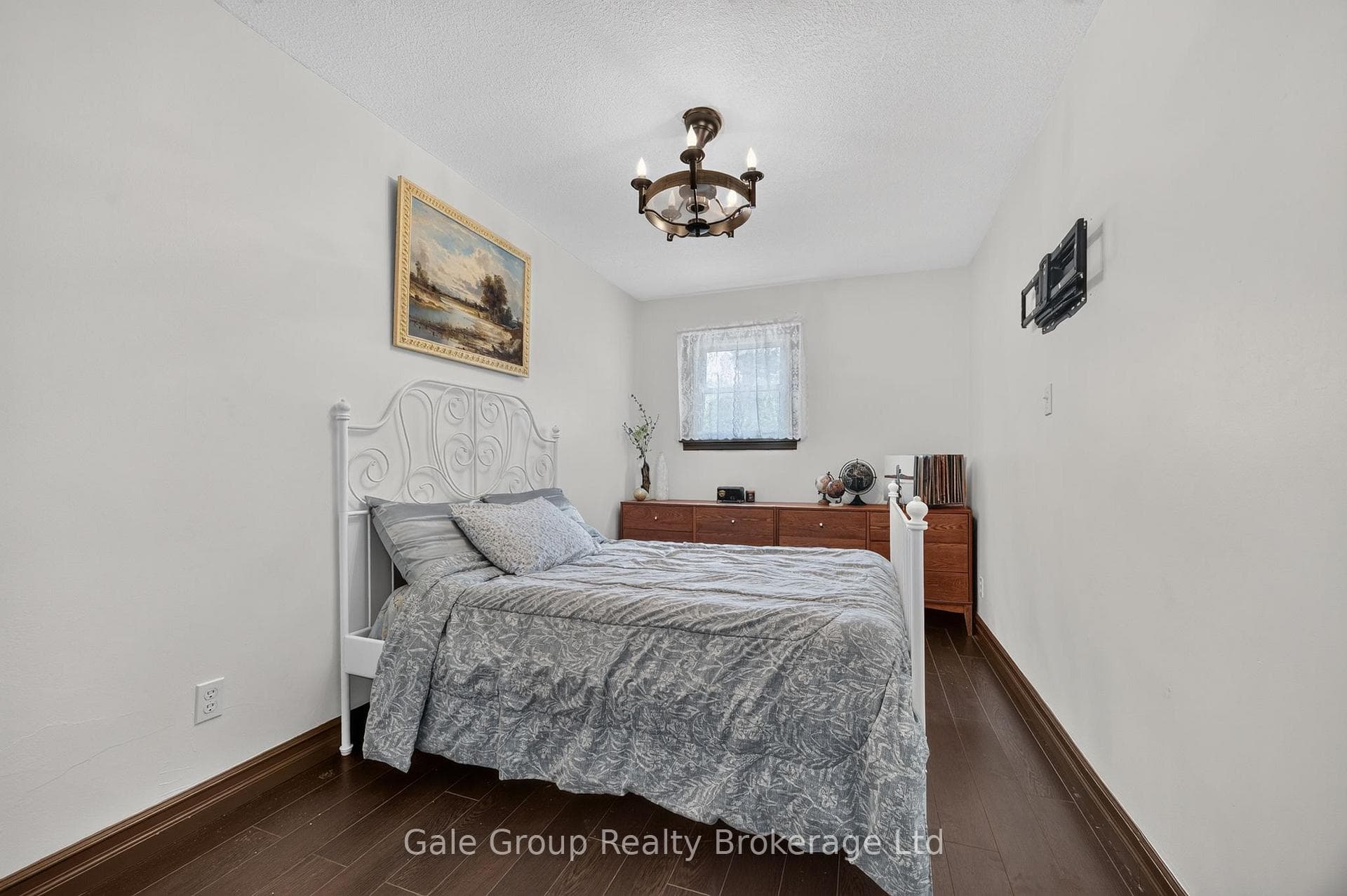 1 Britton Drive photo 14