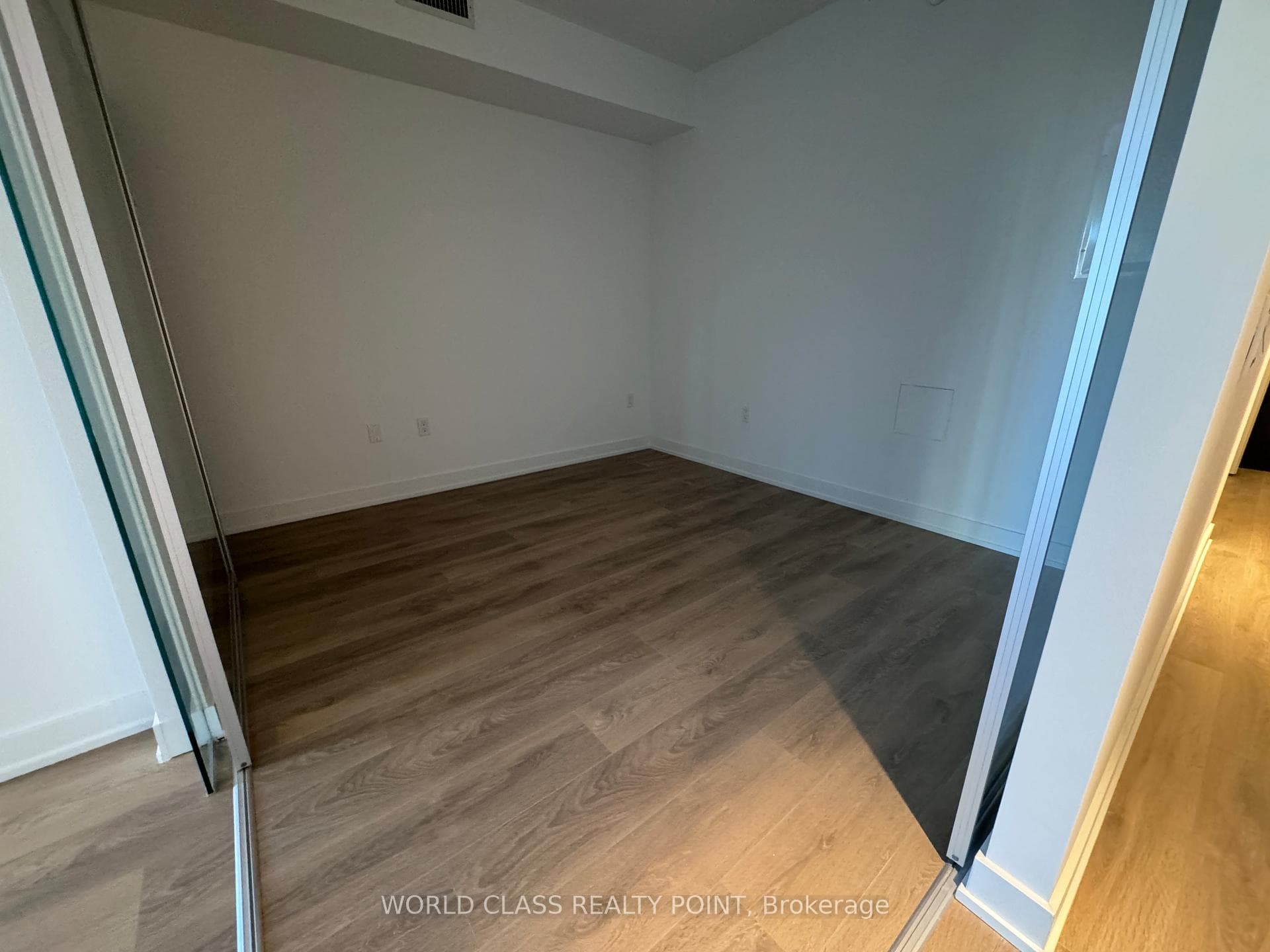 117 BROADWAY Avenue Unit 405 photo 4
