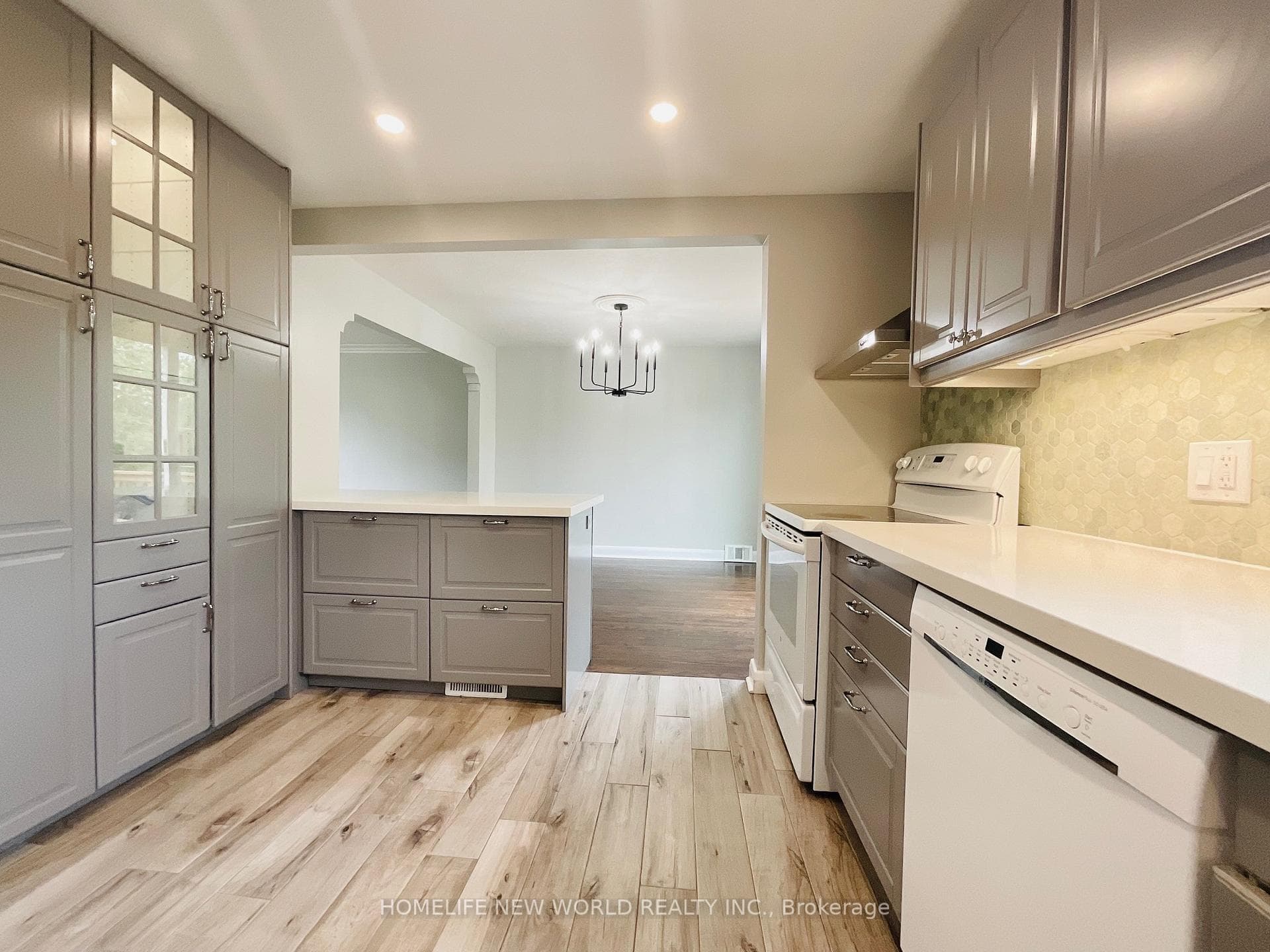 20 Roselm Road photo 13