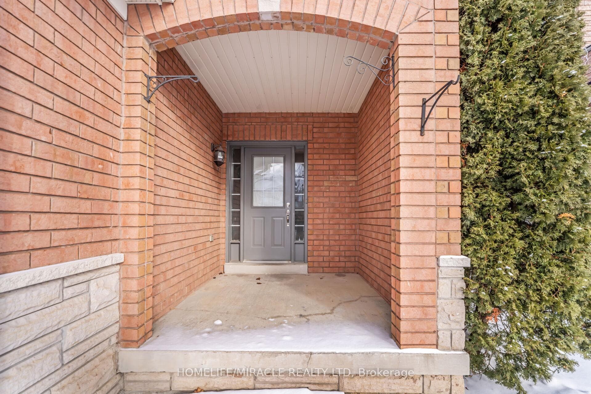 7307 Cork Tree Row photo 3