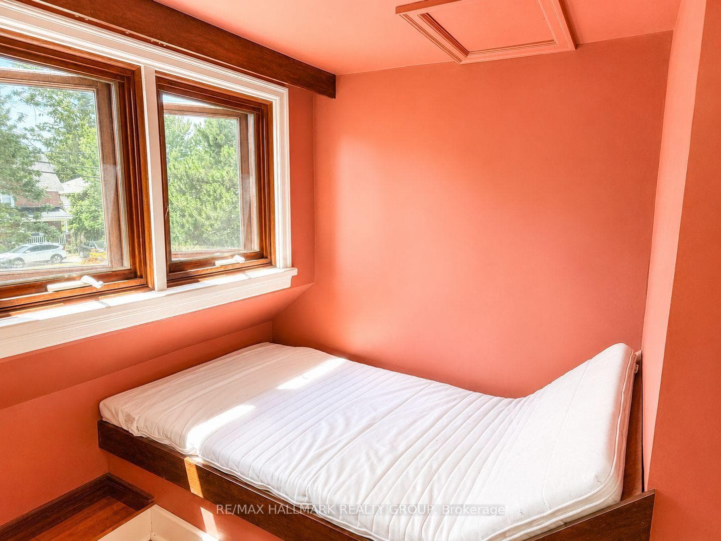 3565 Albion Road photo 20