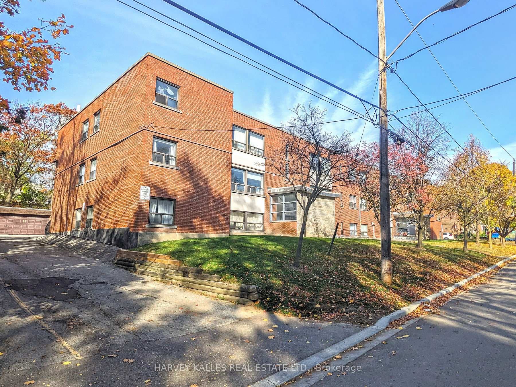 6 Greenbrook Drive Unit 4 photo 1