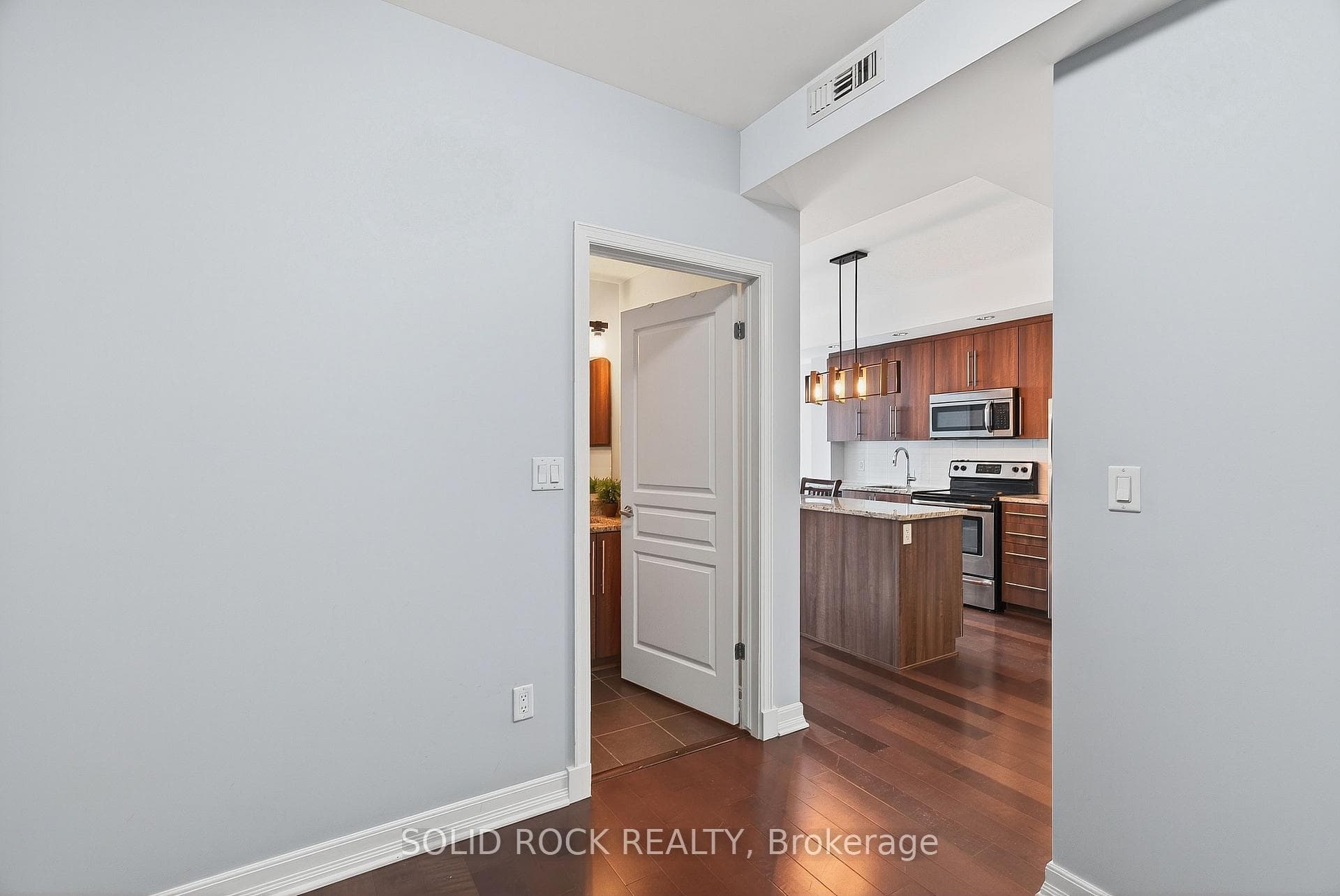 238 Besserer Street Unit 703 photo 23