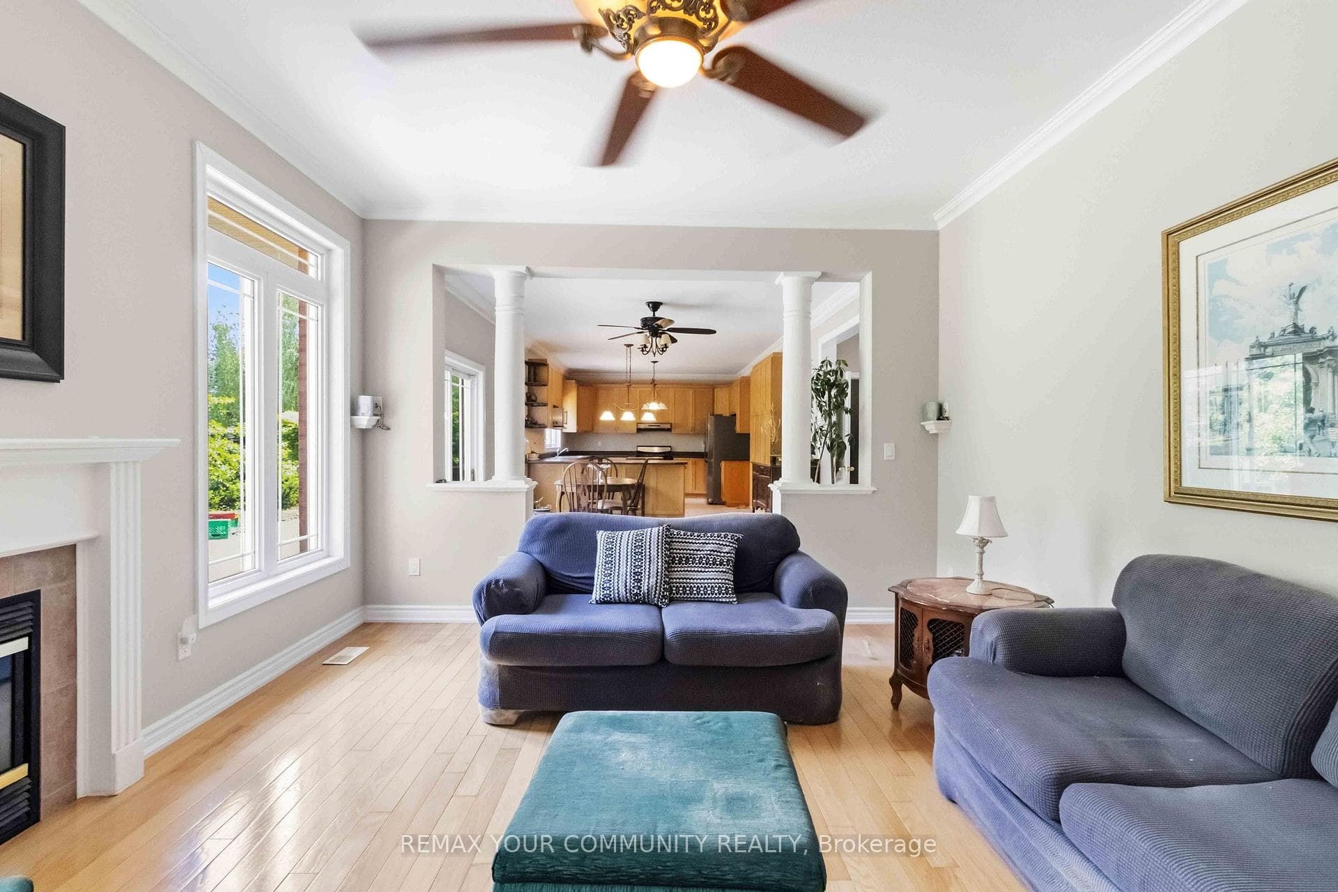 40 Hunterwood Chase photo 8