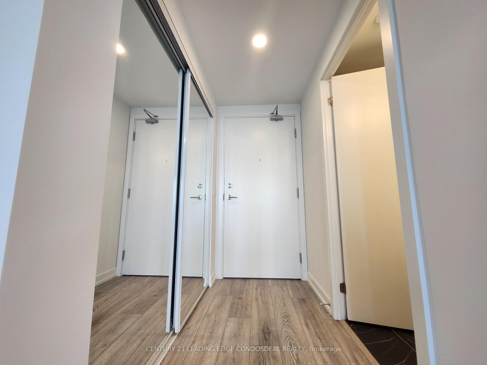 1100 Sheppard Avenue Unit 1223 photo 2