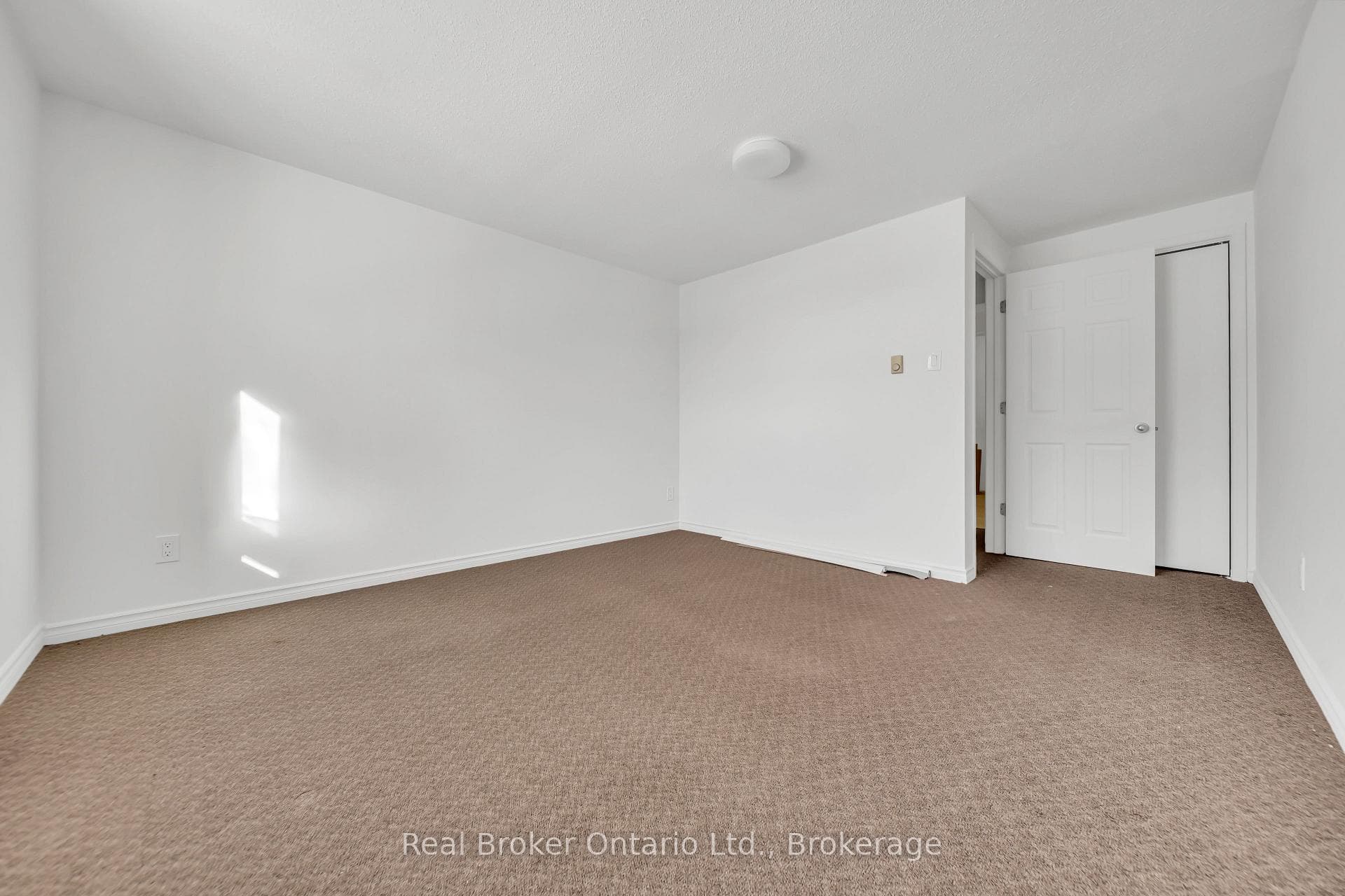 61 Vanier Drive Unit Upper Level photo 10