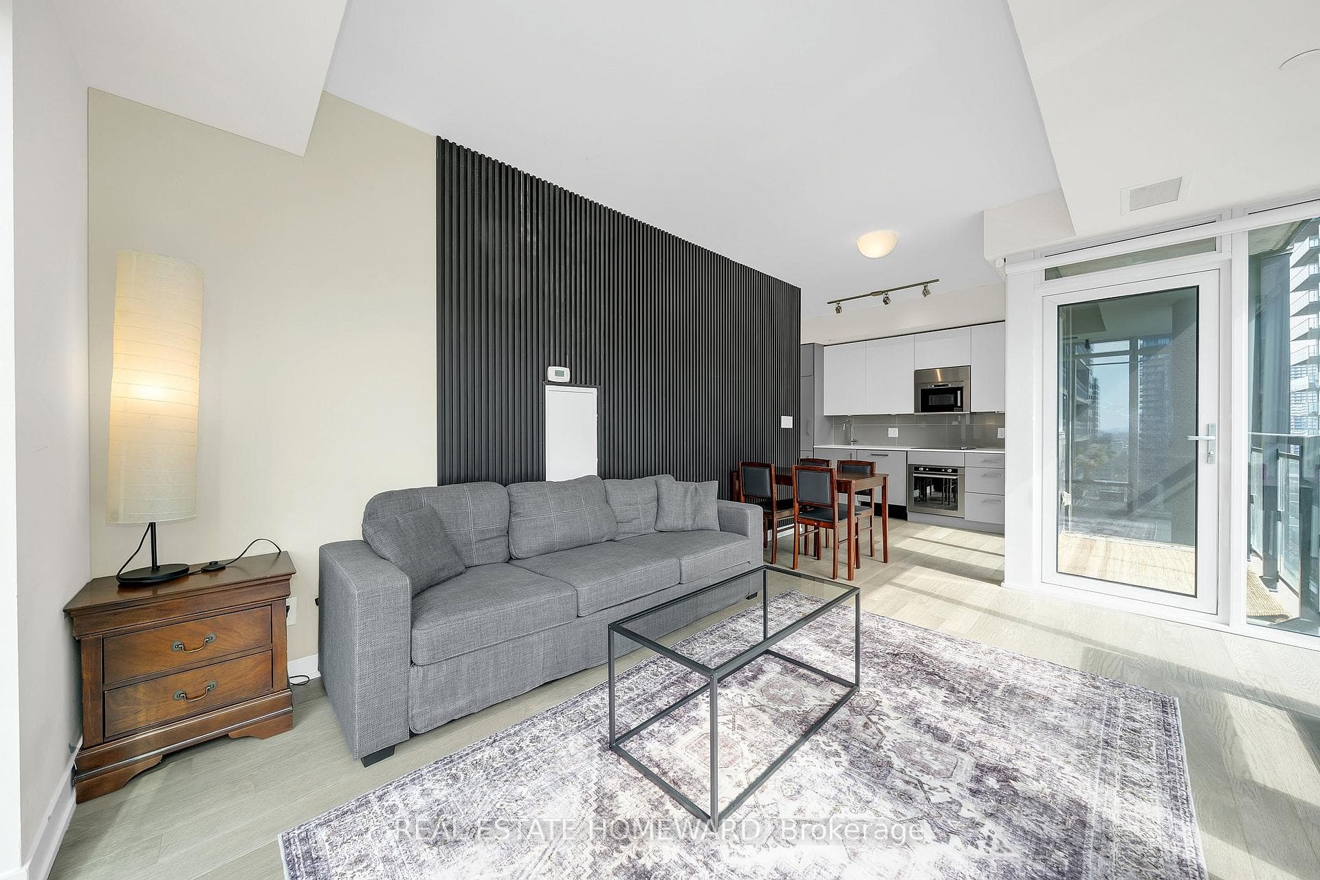 17 Dundonald Street Unit 1607 photo 12