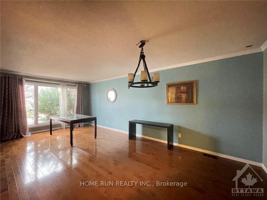 25 COVINGTON Place photo 2