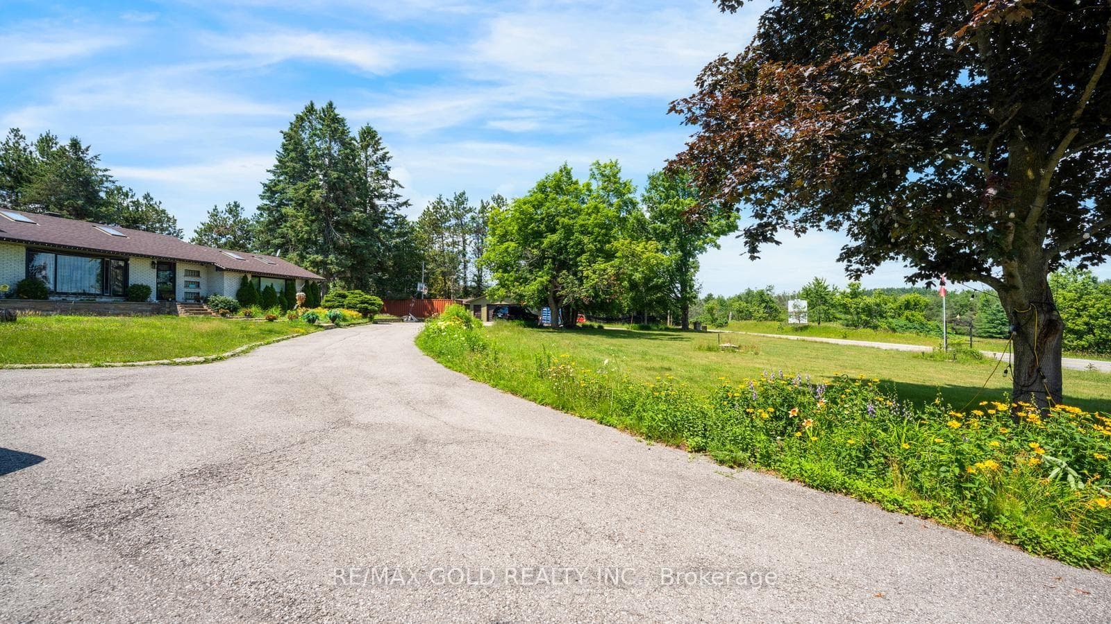 4680 Penetanguishene Road photo 3