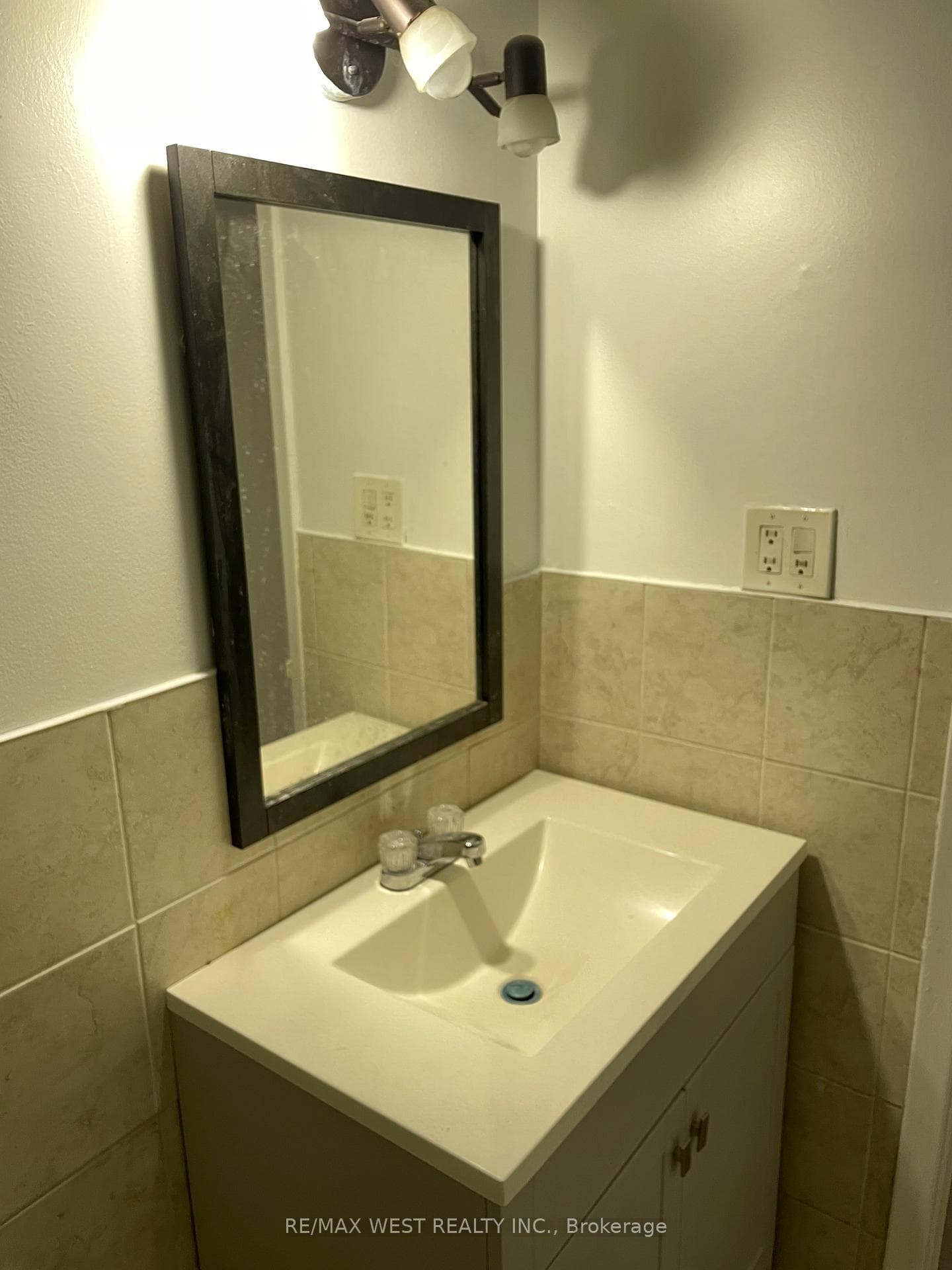 2365 Marine Drive Unit 306 photo 18