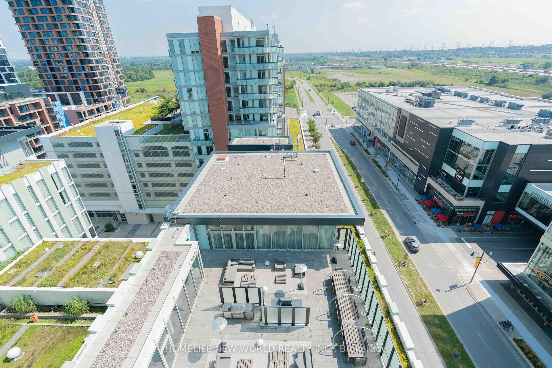 8081 Birchmount Road Unit 1304 photo 31