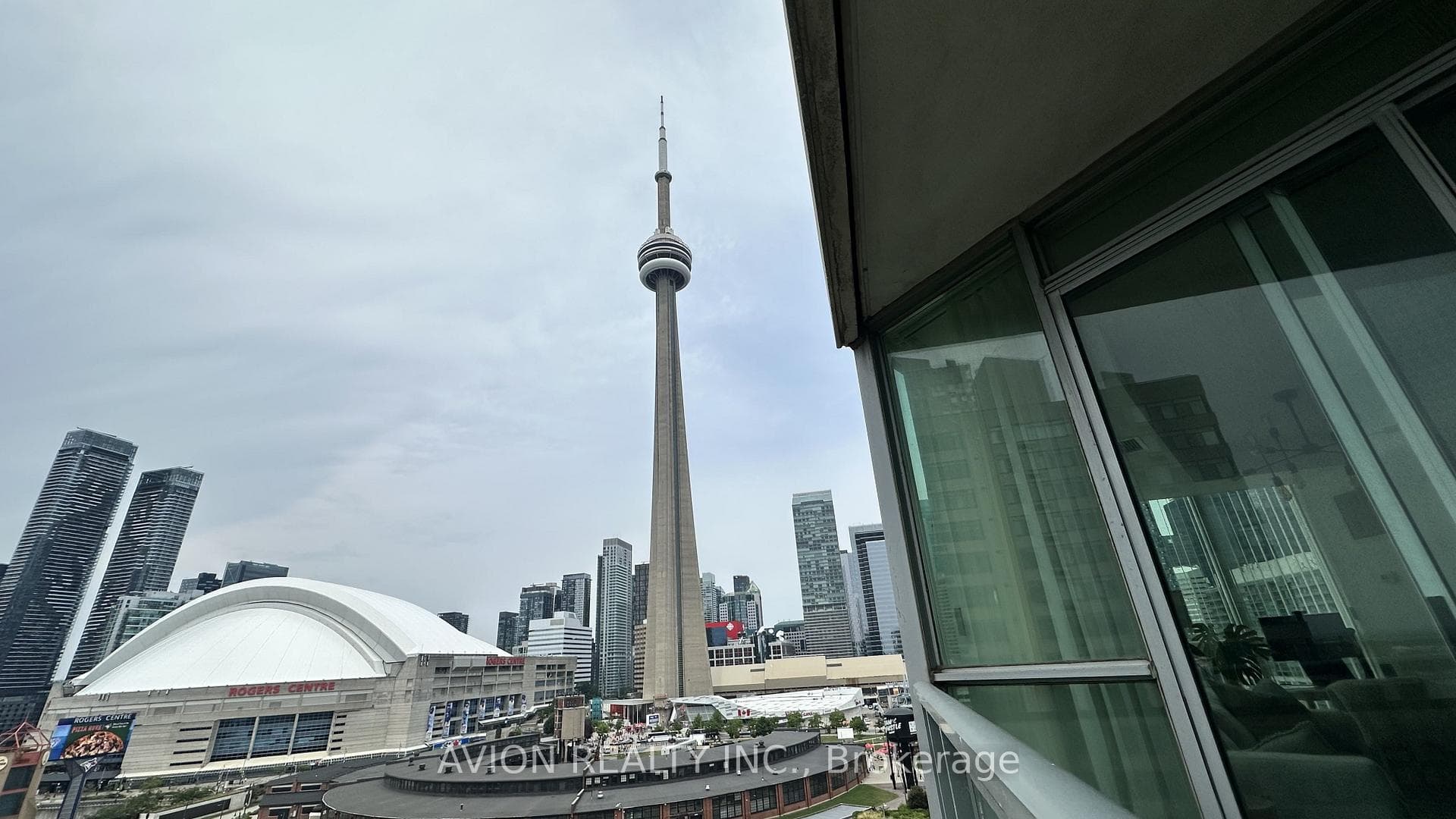 230 Queens Quay Unit 1526 photo 21