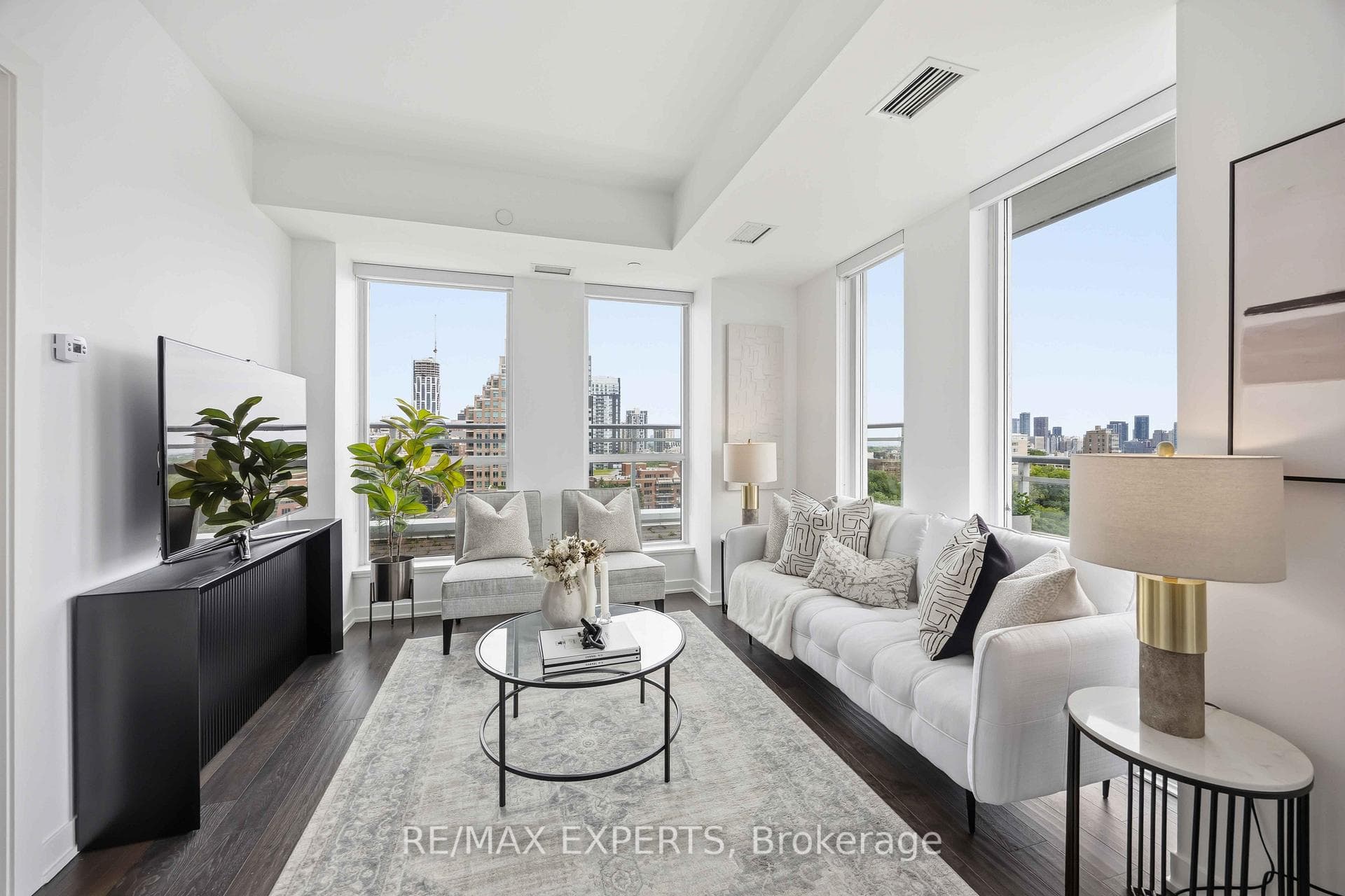 223 St Clair Avenue Unit 1007 photo 9