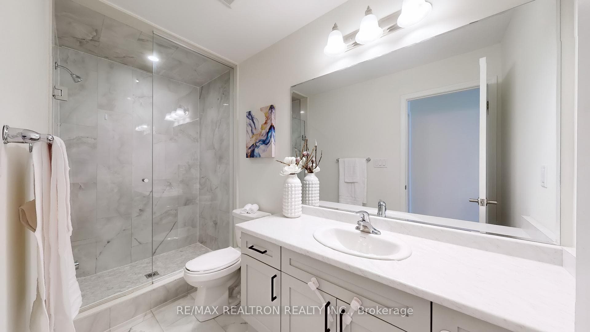 3309 Thunderbird Promenade photo 30