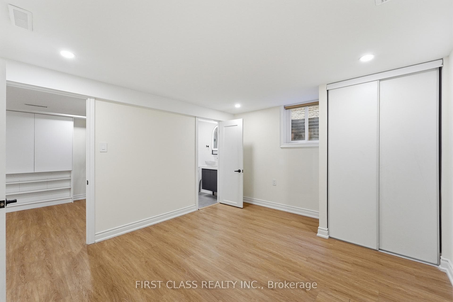 Basement Bedroom with Ensuite-1