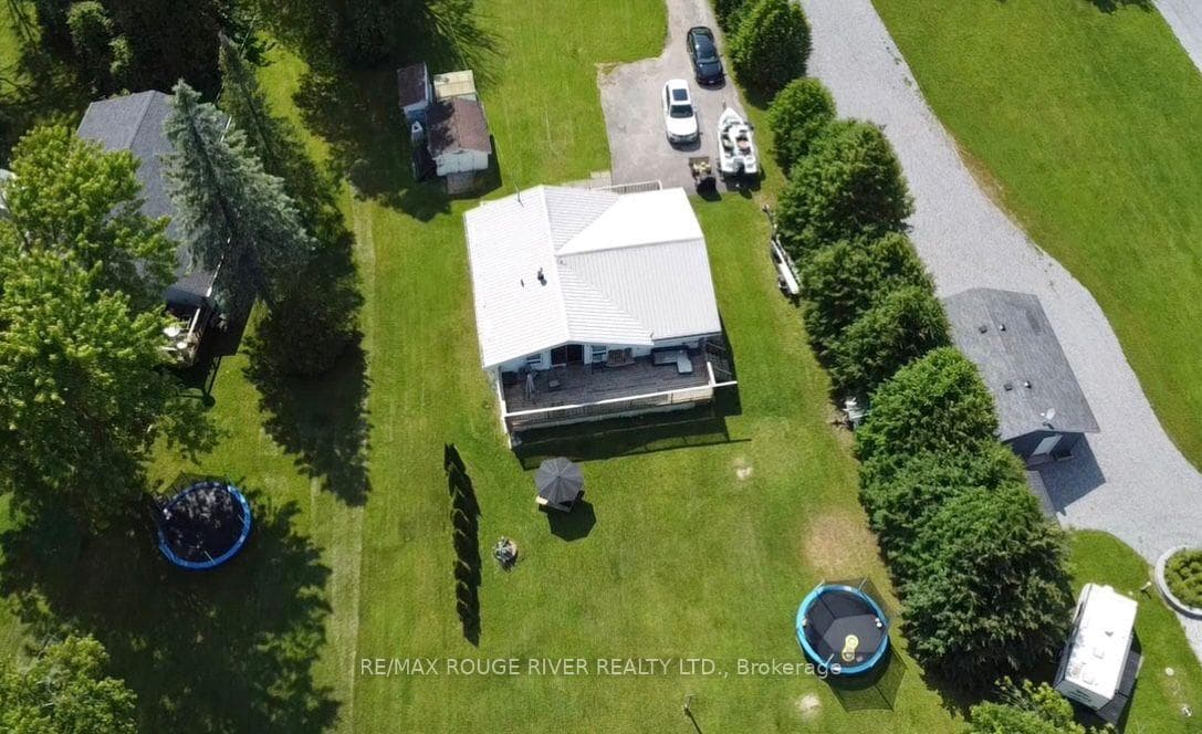 206 Lakeshore Drive photo 10