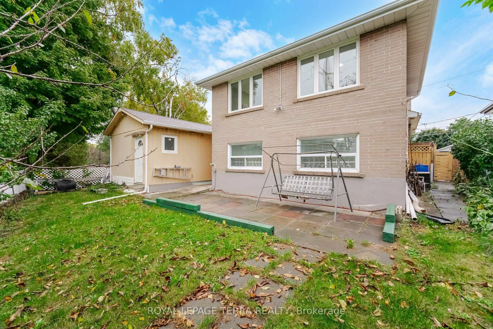 114 Milford Haven Drive photo 37