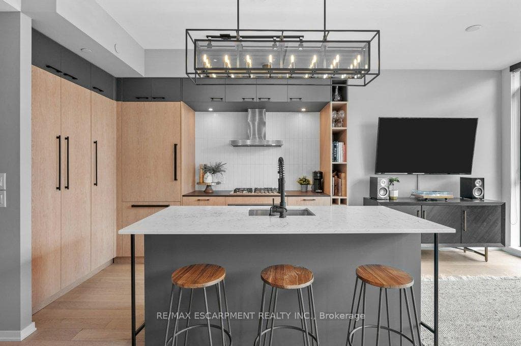 41 Dovercourt Road Unit 1008 photo 10
