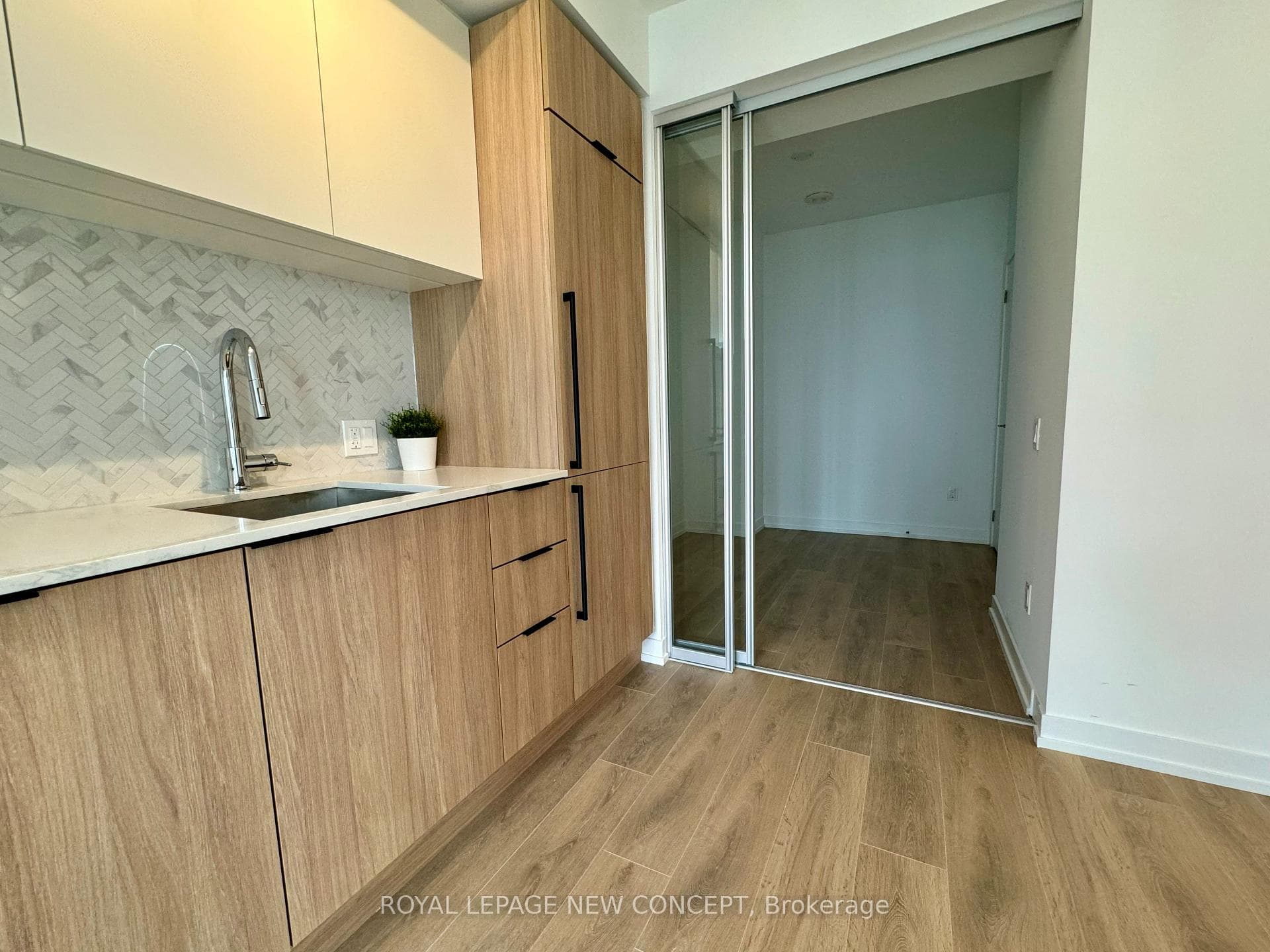 82 Dalhousie Street Unit 2602 photo 6