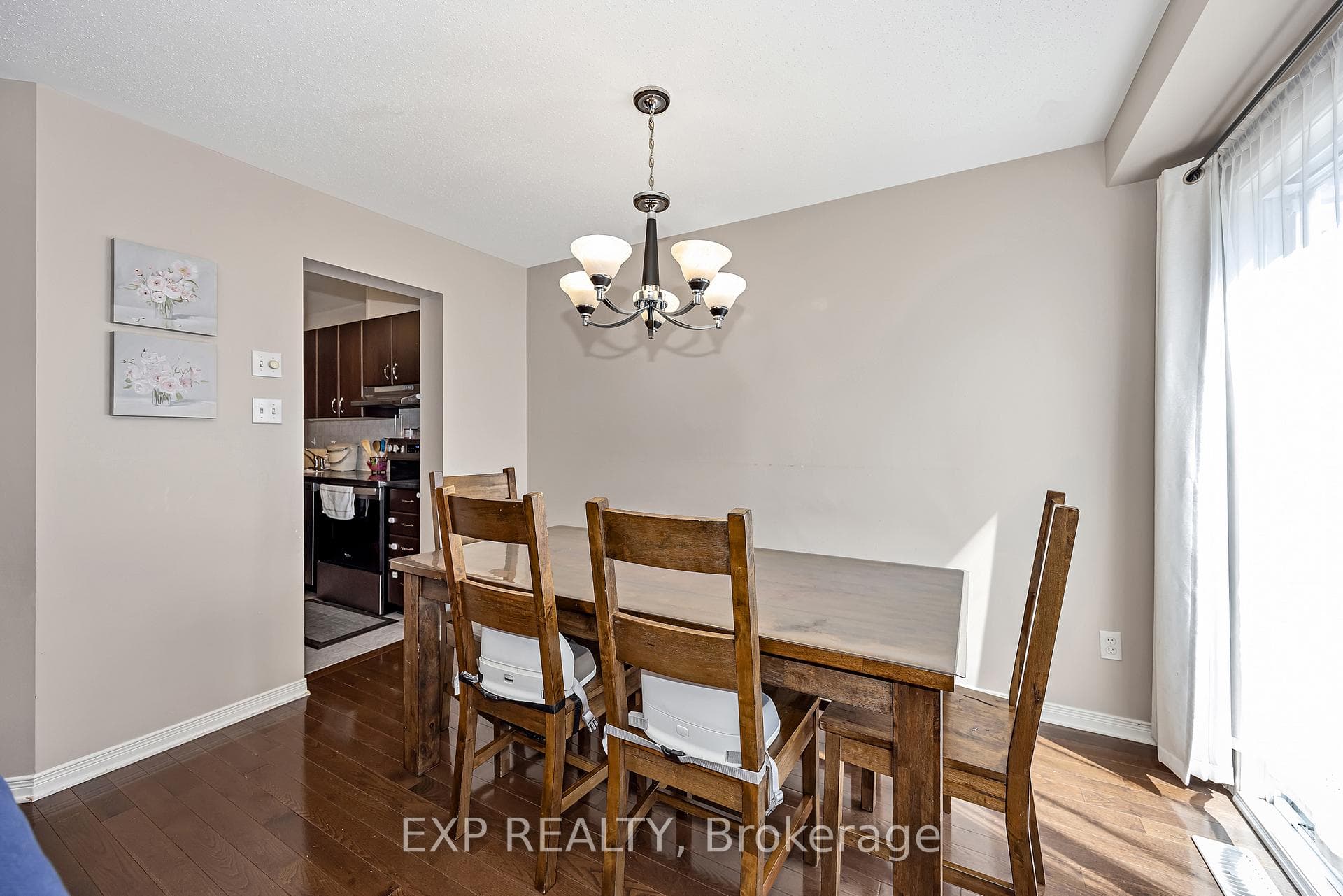 359 Bakewell Crescent photo 6