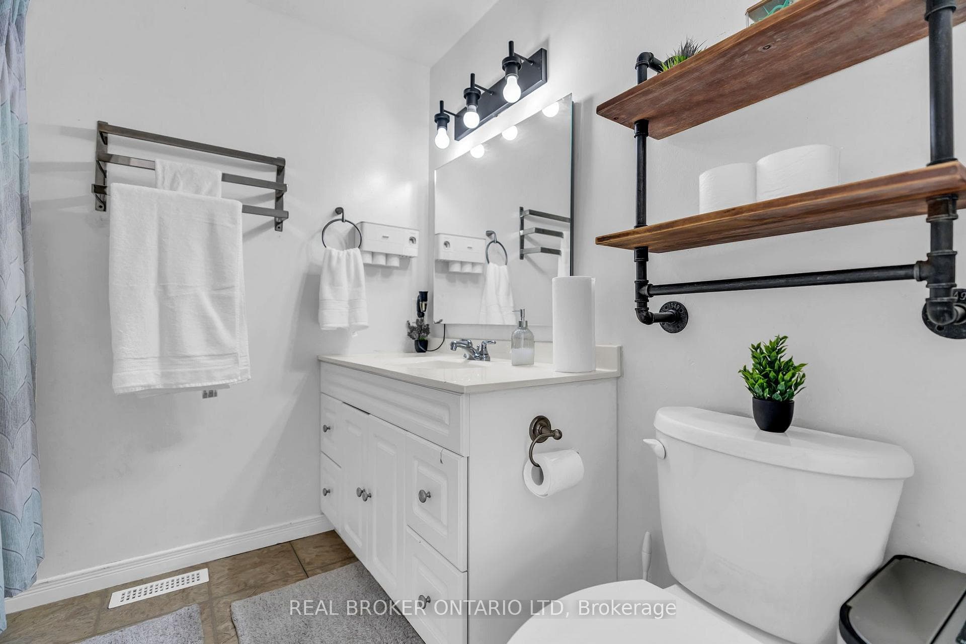 60 Tilipe Road photo 28