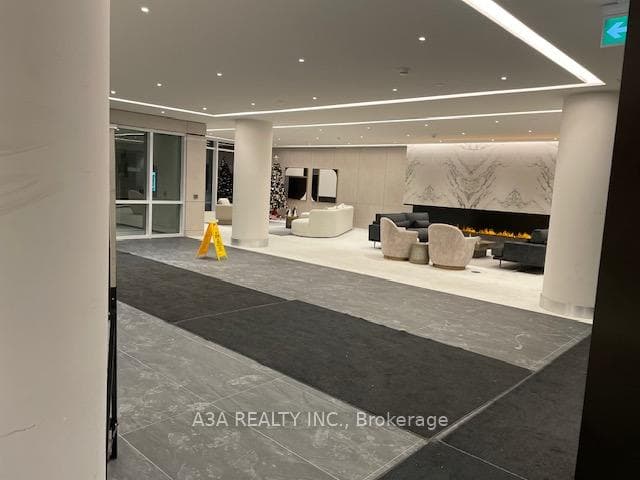 50 Upper Mall Way Unit PH-02 photo 4
