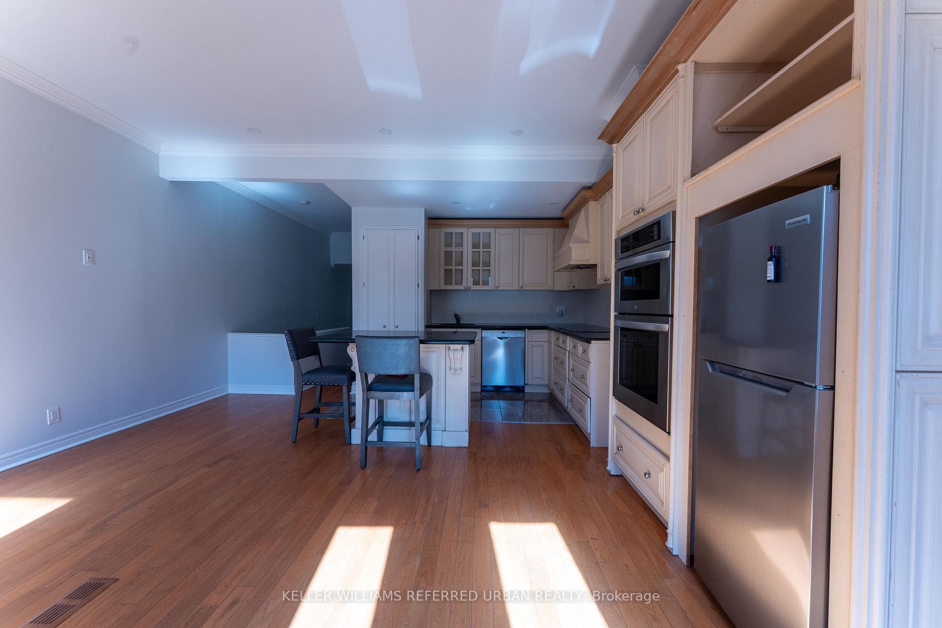 177 Strachan Avenue Unit Upper photo 6