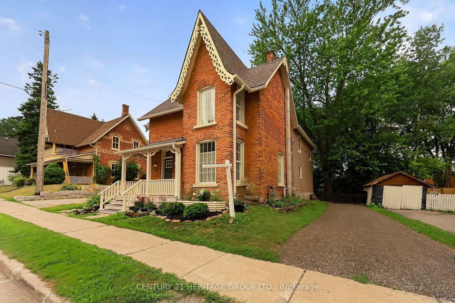 62 Queen Street photo 3