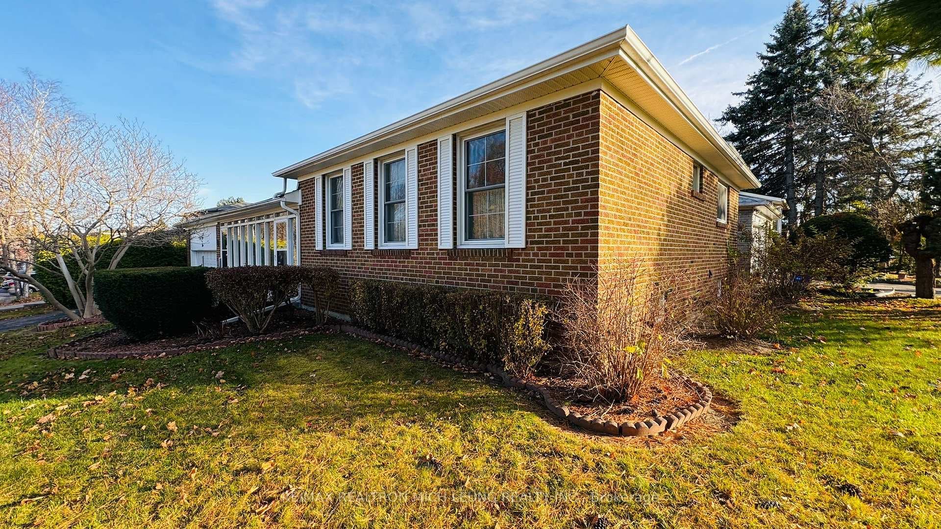 1 Silversted Drive photo 3