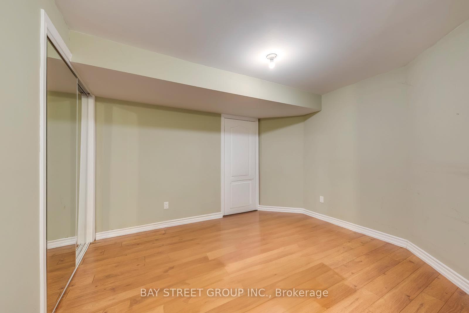 3581 Jorie Crescent photo 42