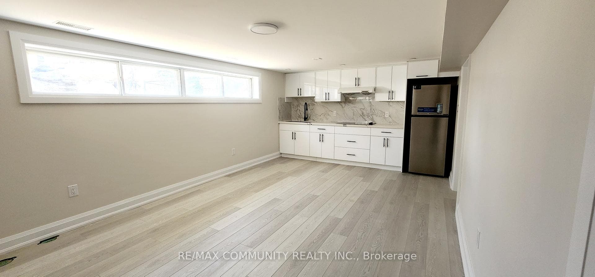 55 Flintwick Drive Unit Bsmt photo 6