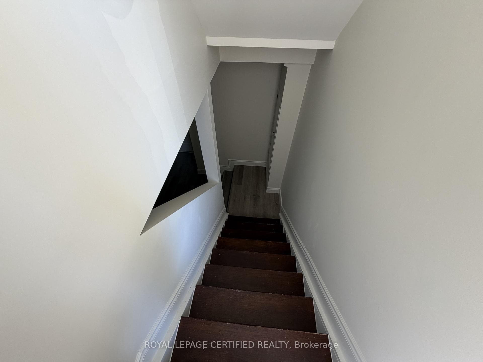 61 Eagleglen Way Unit Bsmt photo 8
