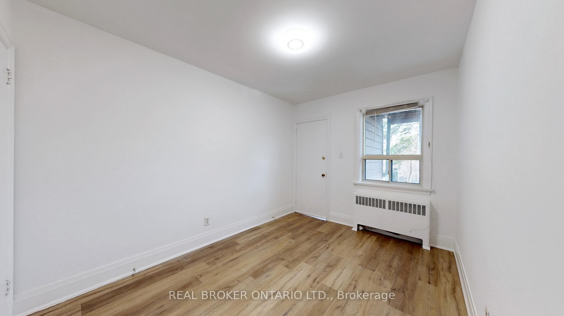 451 Donlands Avenue Unit Main photo 17