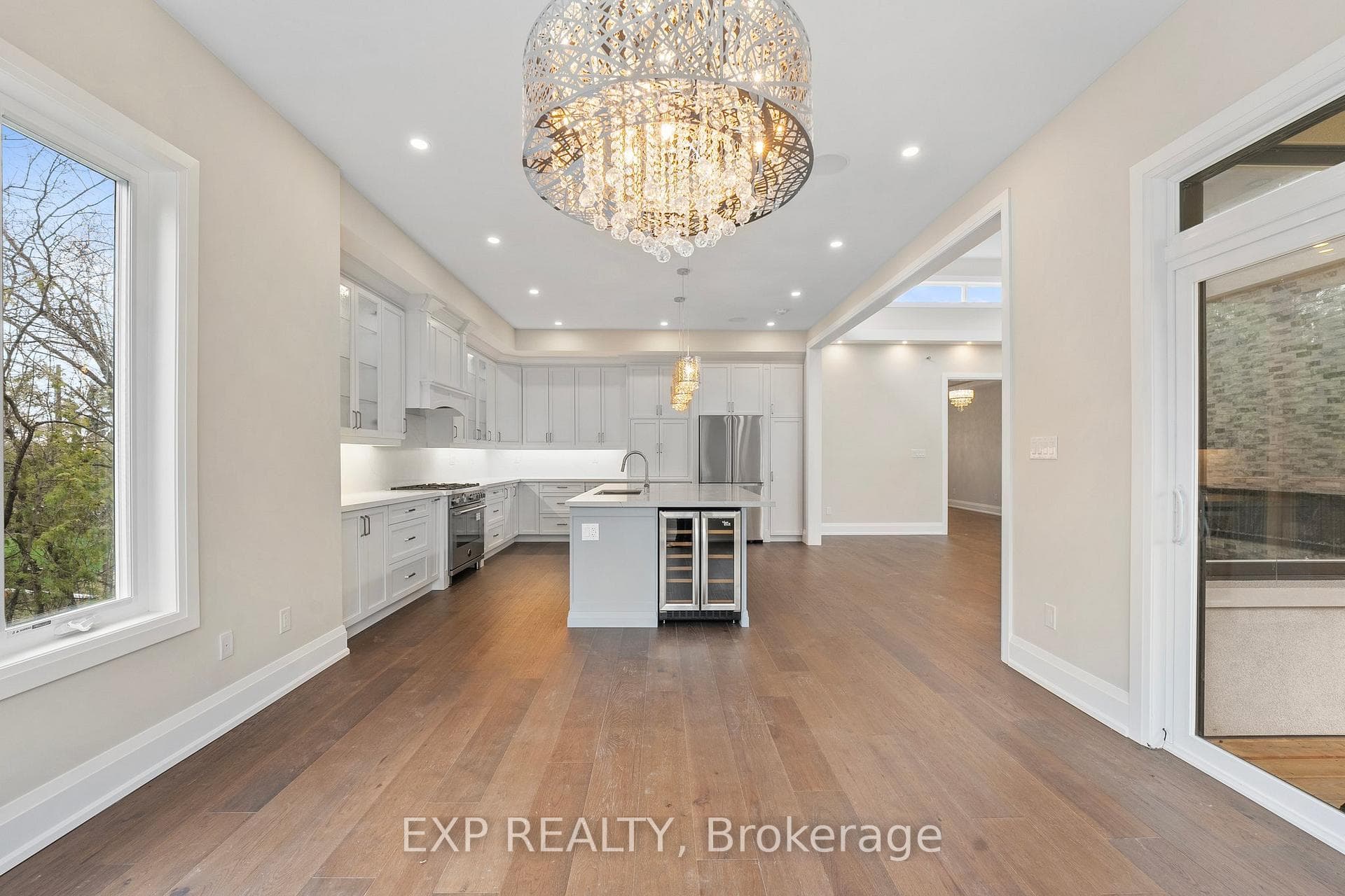 16 Kelenna Drive photo 9