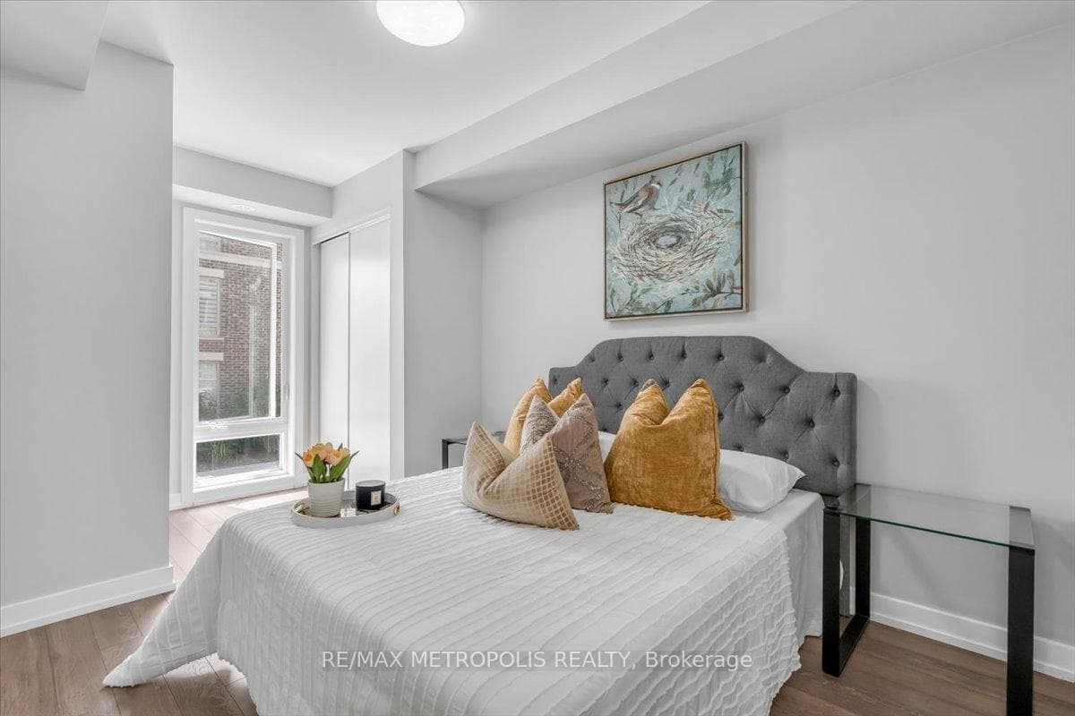 30 Westmeath Lane Unit 2506 photo 23