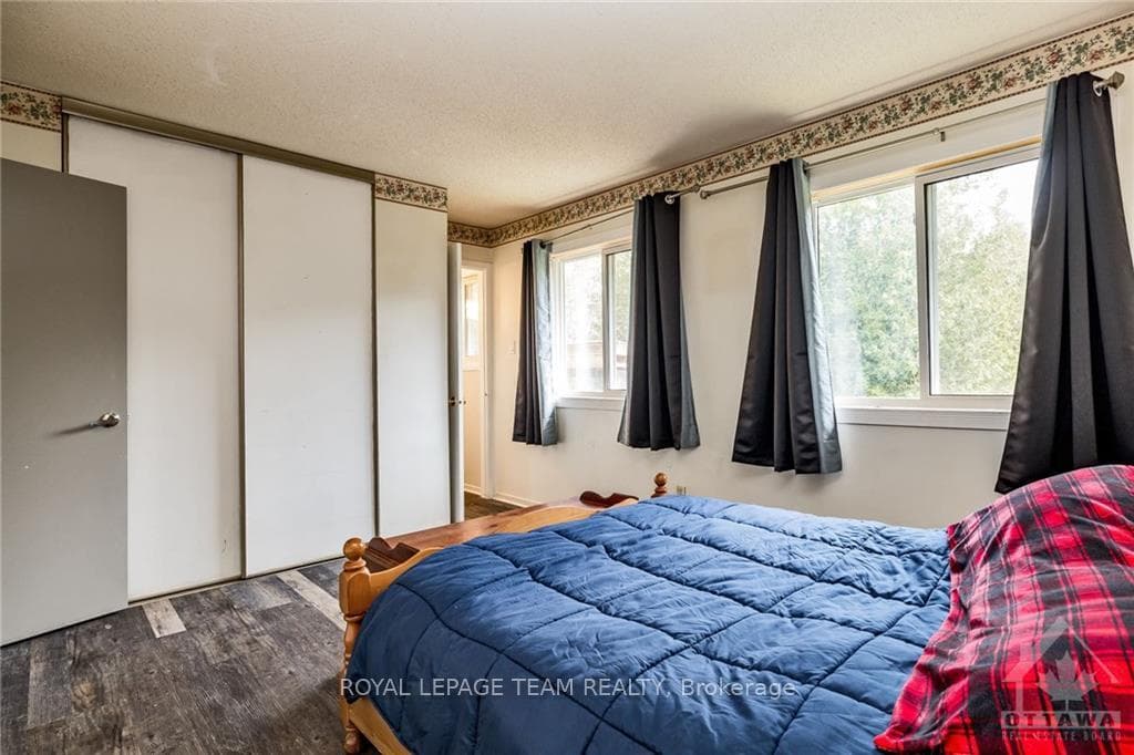 865 ROCK Road photo 14