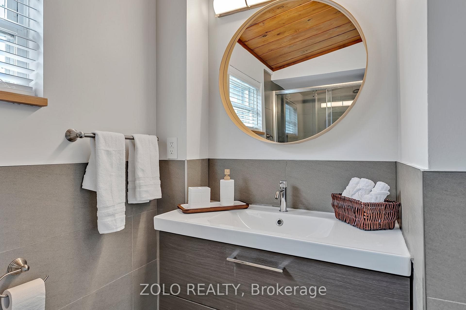 12 Bayview Drive photo 20