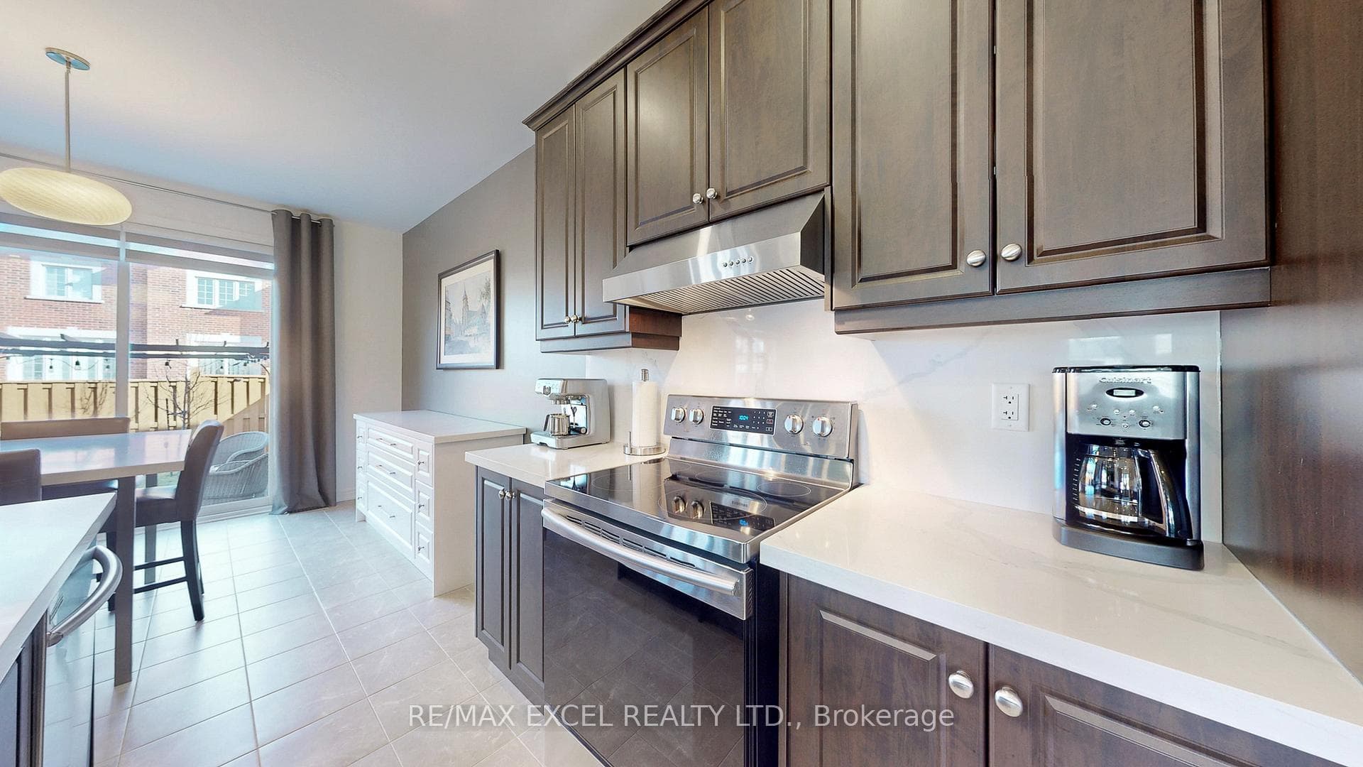 251 Mickleburgh Drive photo 16