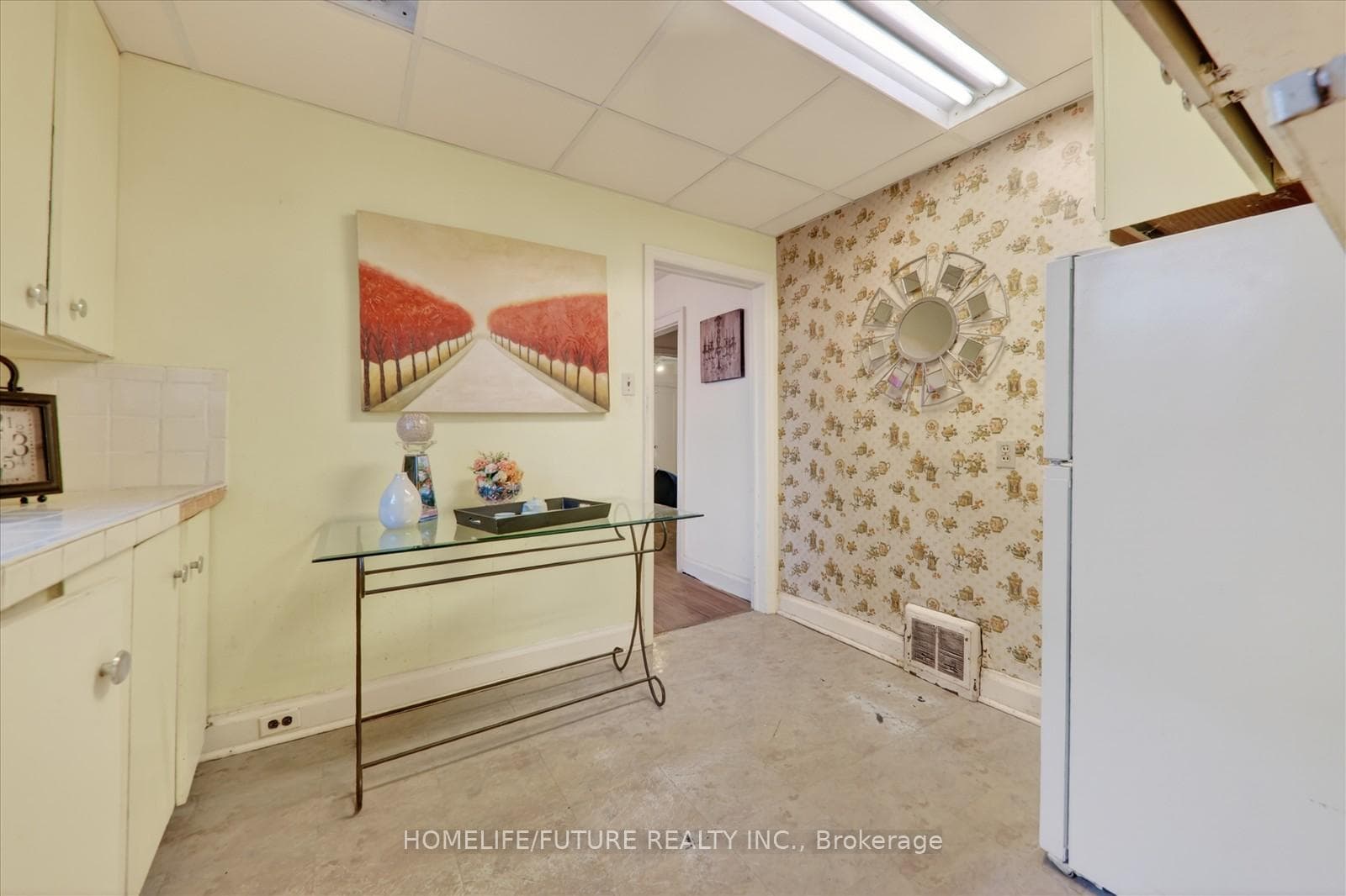 69 Presley Avenue photo 16